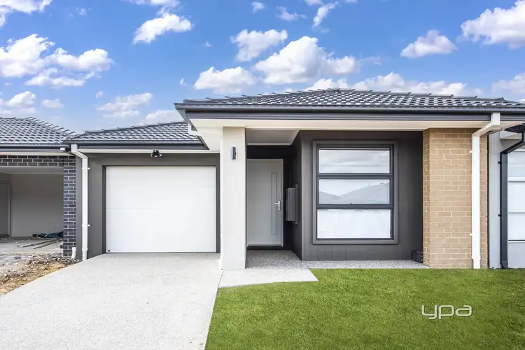 8 Dilwarra Drive
