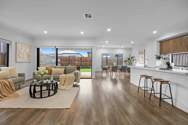 Third view of Homely house listing, 10 Coronado Way, Tarneit VIC 3029