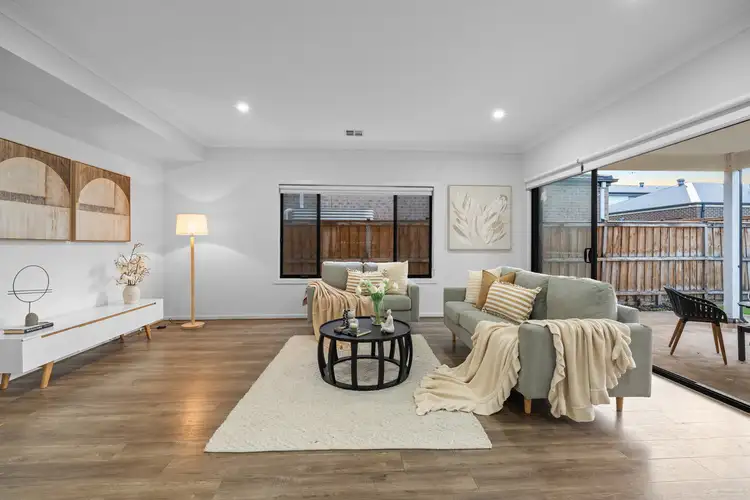 Fourth view of Homely house listing, 10 Coronado Way, Tarneit VIC 3029