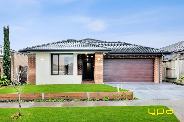 10 Fuji Street, Clyde North VIC 3978