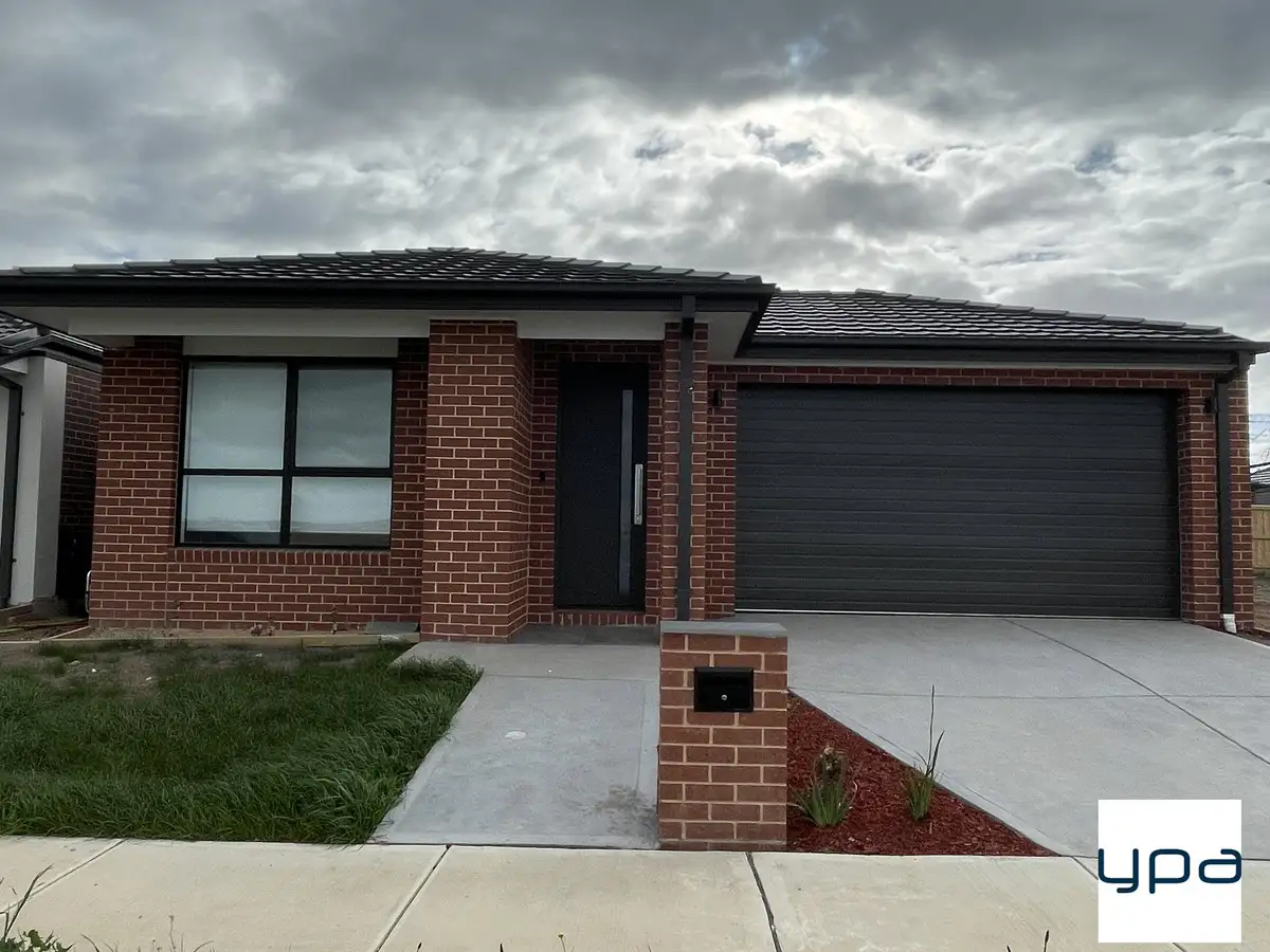 Main view of Homely house listing, 26 Kenmore Way, Clyde North VIC 3978