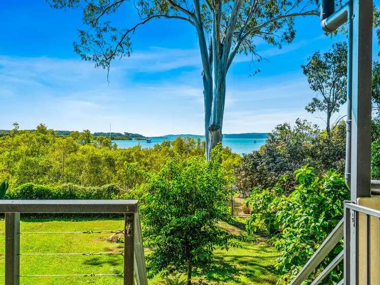 21 Hawthornden Drive, Russell Island QLD 4184