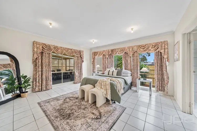 Fifth view of Homely house listing, 2 Catherine Drive, Hillside VIC 3037