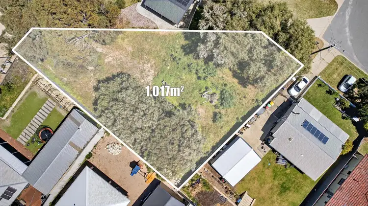 24 Manders Way, Singleton WA 6175