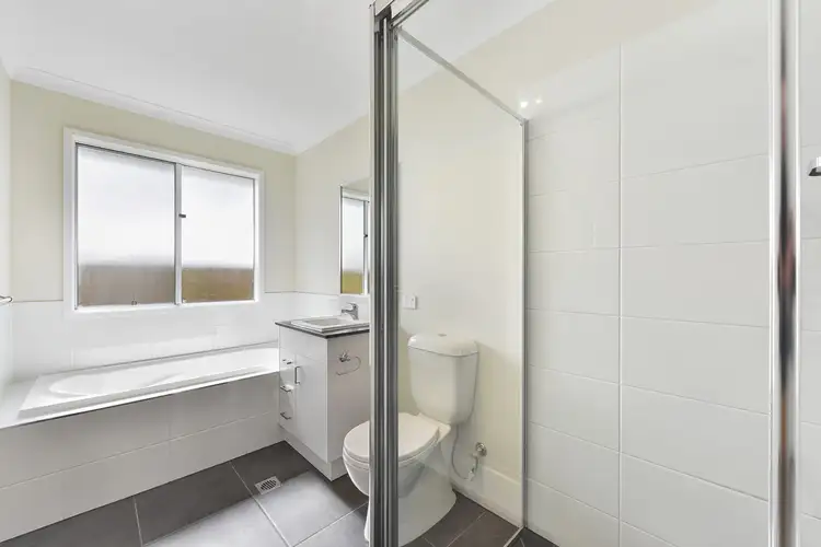 Fourth view of Homely semi-detached listing, 1/28 Ena Street, Cotswold Hills QLD 4350