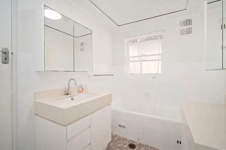 Fourth view of Homely apartment listing, 2/11 Chapel Street, Vaucluse NSW 2030