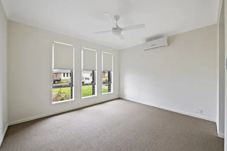 Fourth view of Homely unit listing, 1/15 Radcliffe Crescent, Glenvale QLD 4350