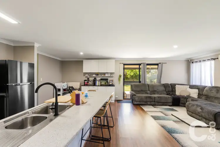 Fourth view of Homely house listing, 6 Axbridge Link, Leda WA 6170