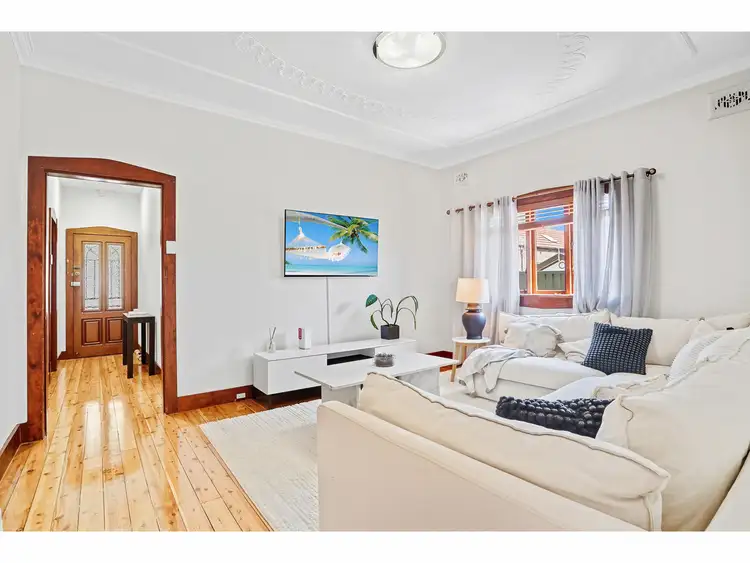 59 Burlington Avenue