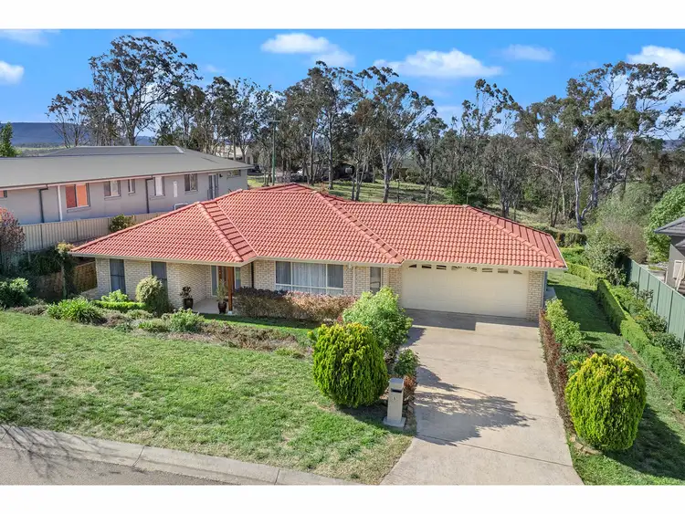 5 Hinton Terrace, Armidale NSW 2350