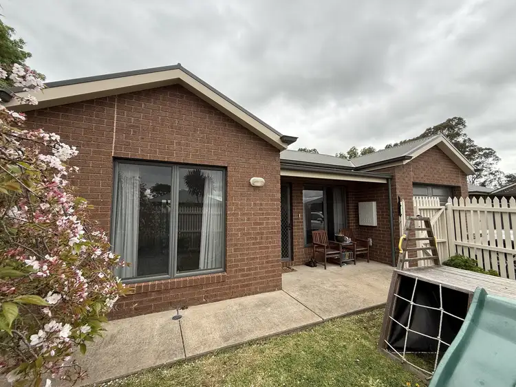 Main view of Homely townhouse listing, 3/28 Fyfe Street, Hamilton VIC 3300