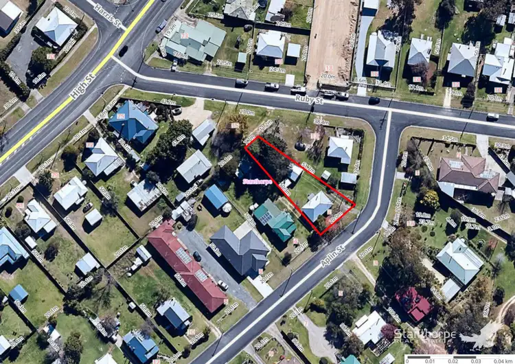 Second view of Homely house listing, 2 Aplin Street, Stanthorpe QLD 4380