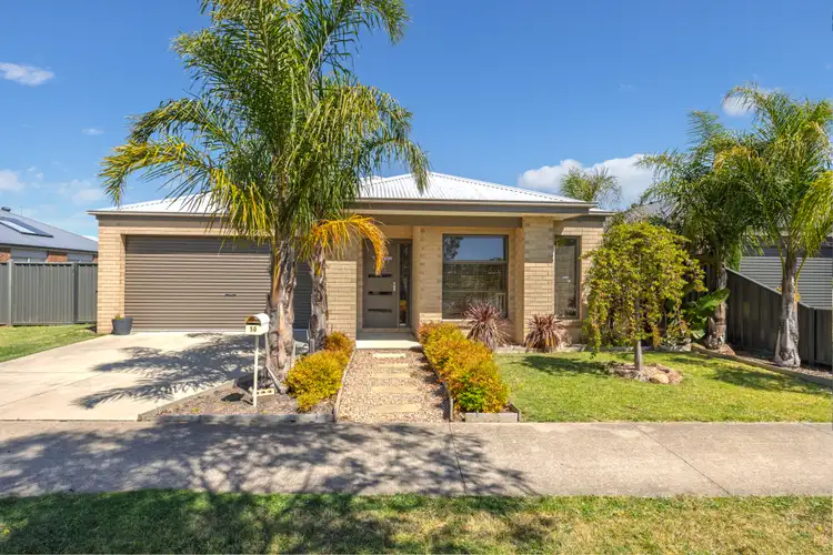 50 Hobson Street, Stratford VIC 3862