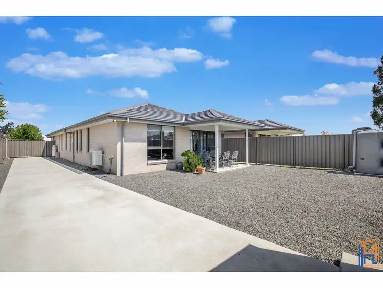 1/8 Yeomans Road, Armidale NSW 2350