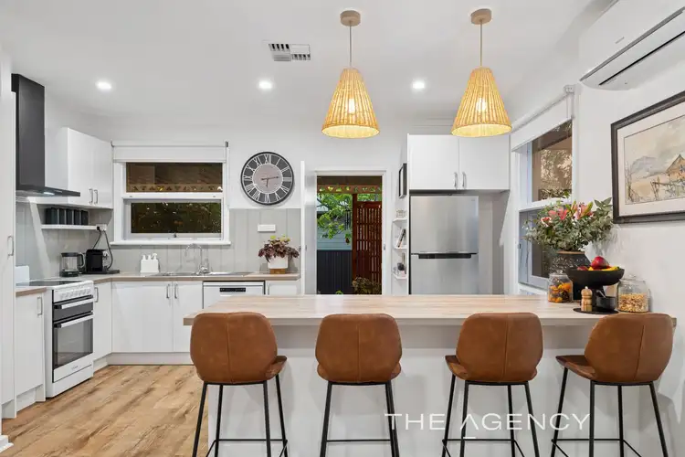 59 Lyndhurst Road, Kalamunda WA 6076