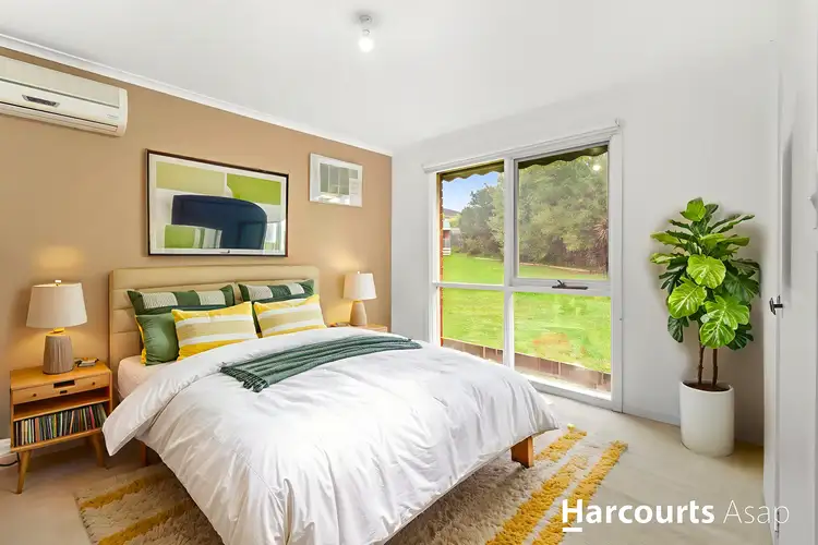 Fifth view of Homely house listing, 5 Waruka Close, Endeavour Hills VIC 3802