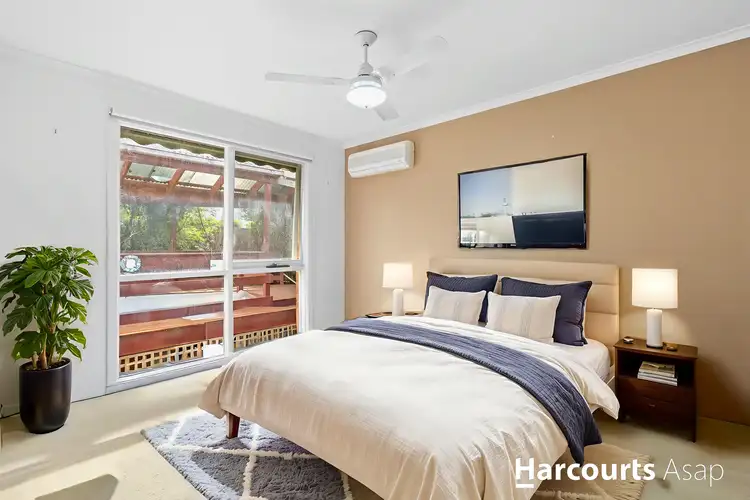Sixth view of Homely house listing, 5 Waruka Close, Endeavour Hills VIC 3802