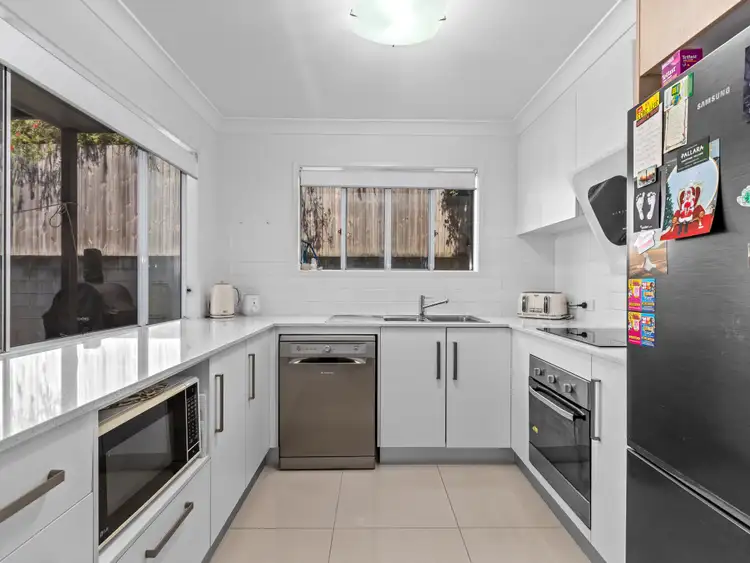 Second view of Homely townhouse listing, 21/564 Blunder Road, Durack QLD 4077