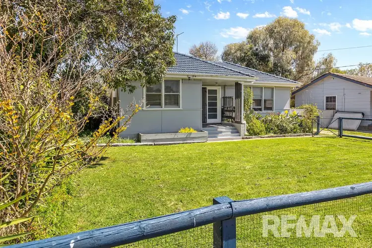 4 Lae Avenue, Ashmont NSW 2650