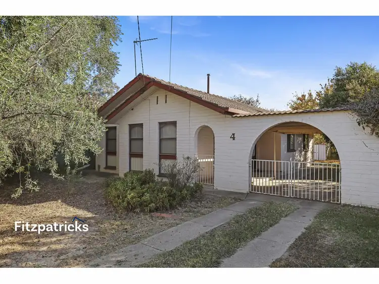 4 Geneva Crescent, Lake Albert NSW 2650