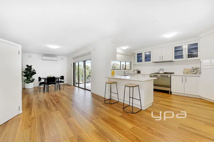 Fifth view of Homely house listing, 2 Westfield Boulevard, Westmeadows VIC 3049