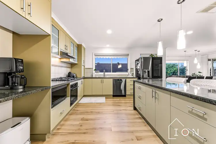Fourth view of Homely house listing, 2 McGowan Drive, Skye VIC 3977