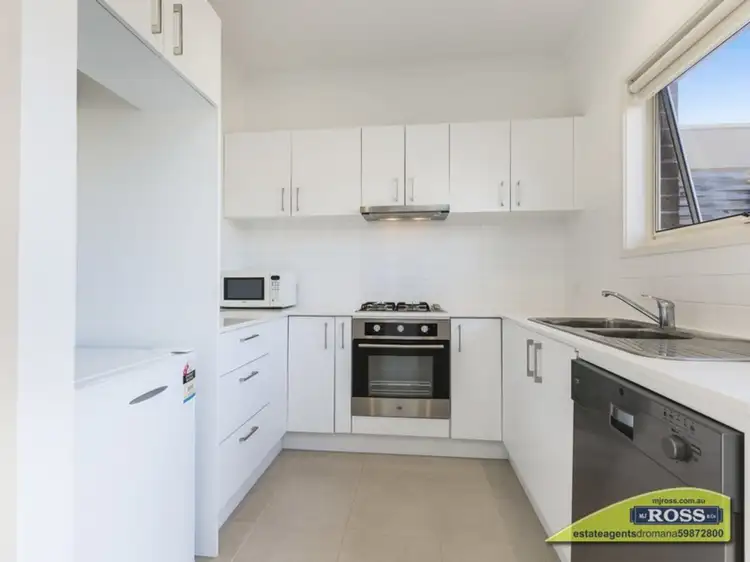 Fifth view of Homely unit listing, 2/24 Palm Grove, Dromana VIC 3936