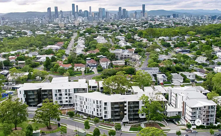 31 Tallowwood Street