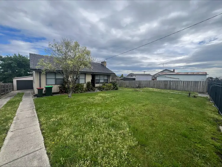 19 Lyndon Crescent, Traralgon VIC 3844