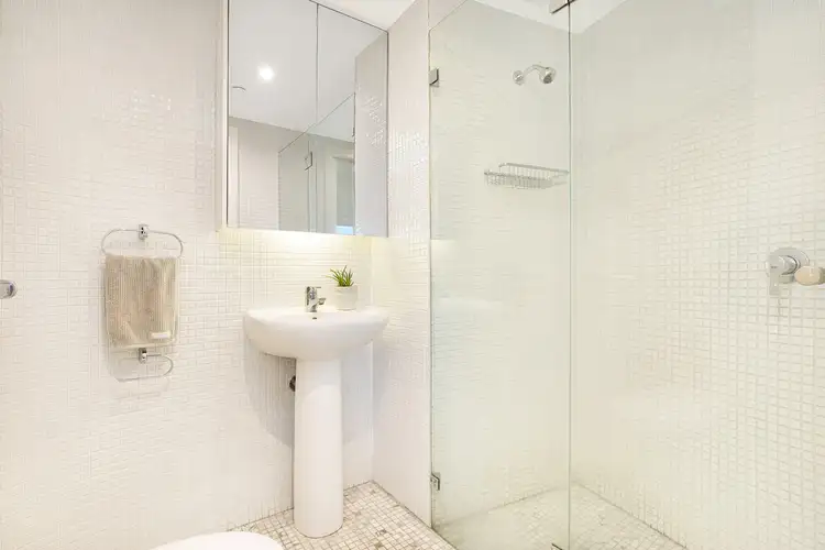Fifth view of Homely apartment listing, 44 Bridge Street, Sydney NSW 2000