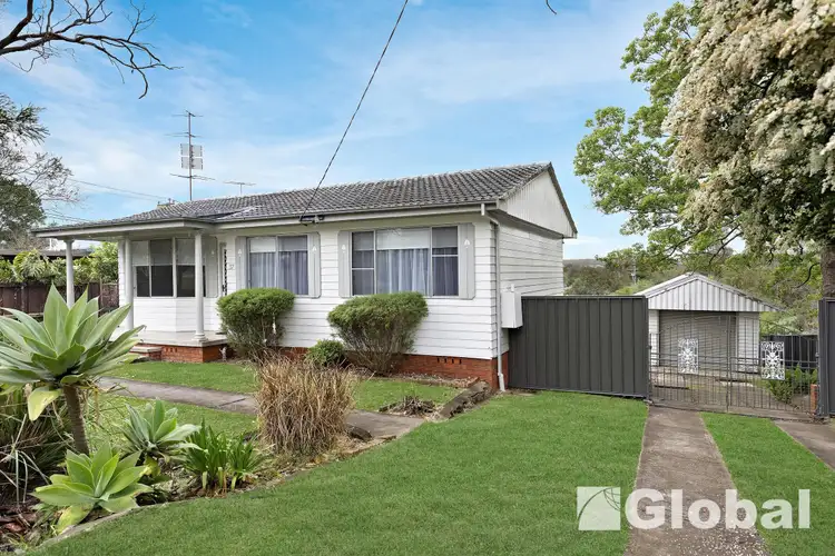 37 Turnbull Street, Fennell Bay NSW 2283