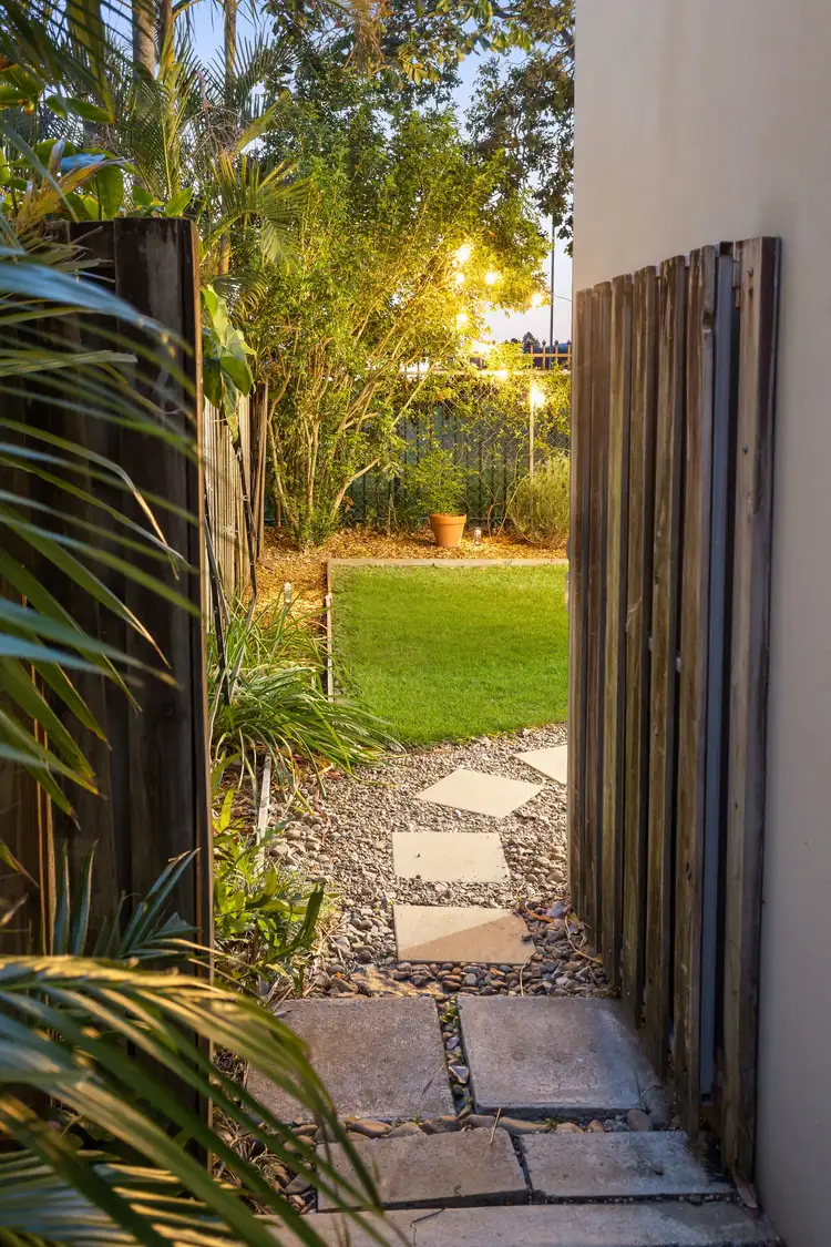 62/20 Fairway Drive, Clear Island Waters QLD 4226