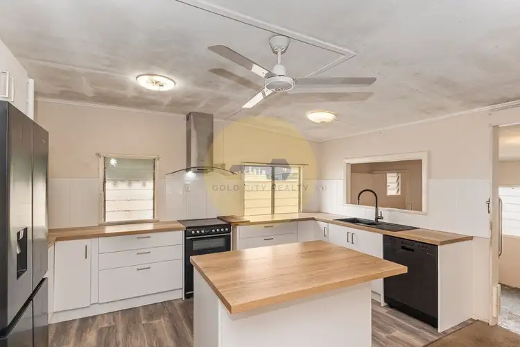 27 Melville Street, Charters Towers City QLD 4820