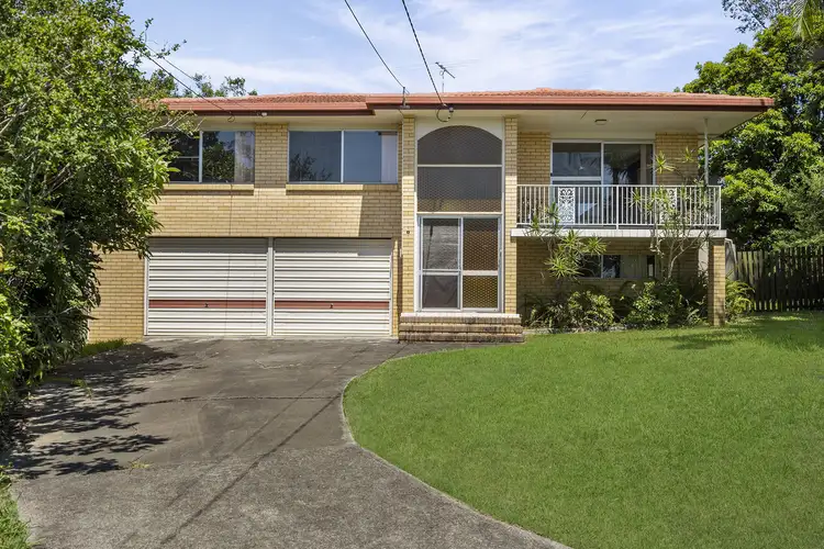 Main view of Homely house listing, 4 Parari Street, Mansfield QLD 4122