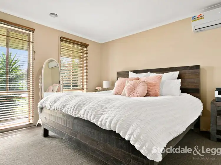 Second view of Homely house listing, 3 Whipbird Court, Pakenham VIC 3810