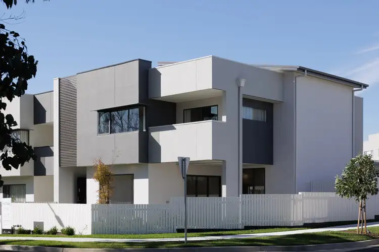 2 Kersbrook Tce, Gledswood Hills NSW 2557