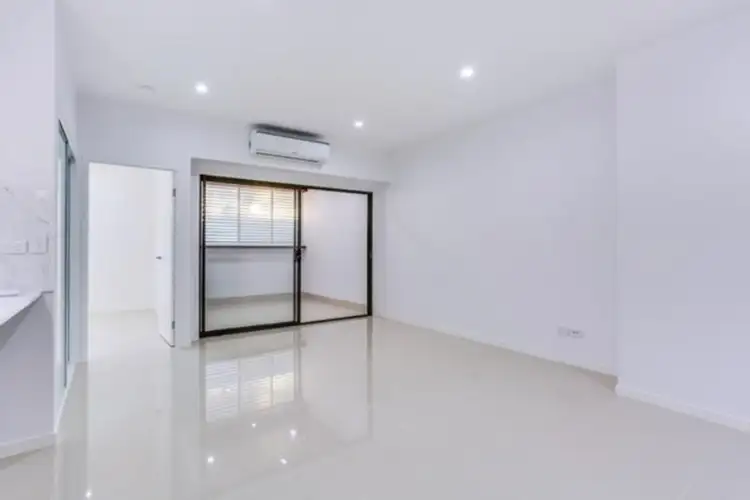 Fourth view of Homely unit listing, 4/26 Winchester Street, Hamilton QLD 4007