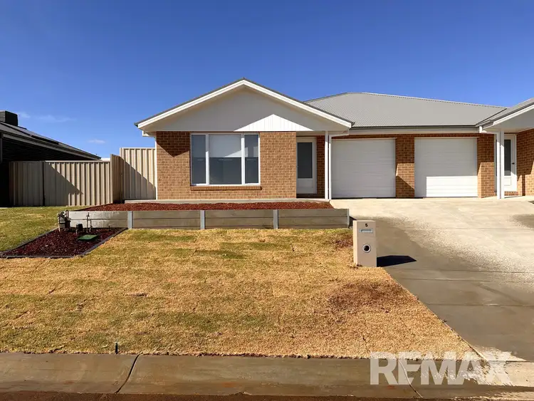 5 Roto Street, Gobbagombalin NSW 2650