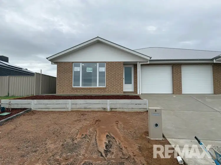 5 Roto Street, Gobbagombalin NSW 2650
