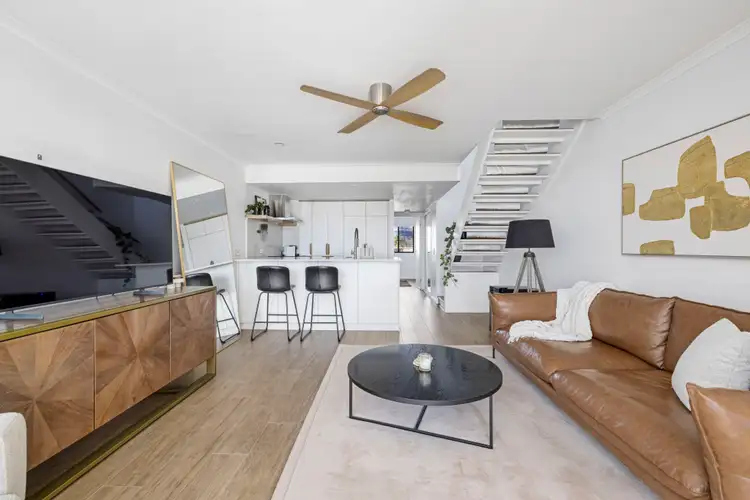 23/20-26 Illawong Street, Chevron Island QLD 4217