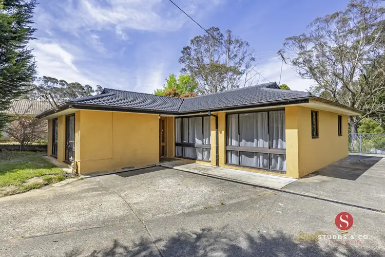 11 Hillview Road, Katoomba NSW 2780