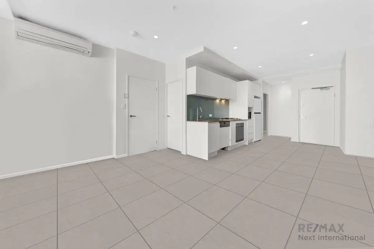 Main view of Homely apartment listing, 307/5 Cameron Street, South Brisbane QLD 4101