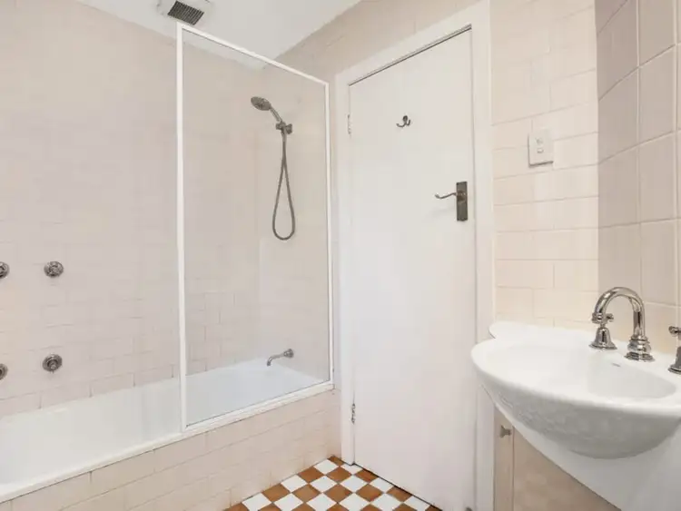 Fourth view of Homely unit listing, 1/18A Hipwood Street, Kirribilli NSW 2061