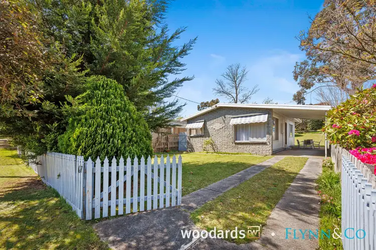 67 Sixth Avenue, Rosebud VIC 3939