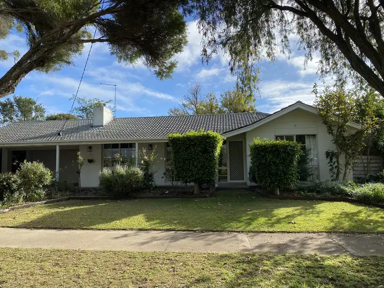 Main view of Homely house listing, 5 Allambie Road, Sale VIC 3850