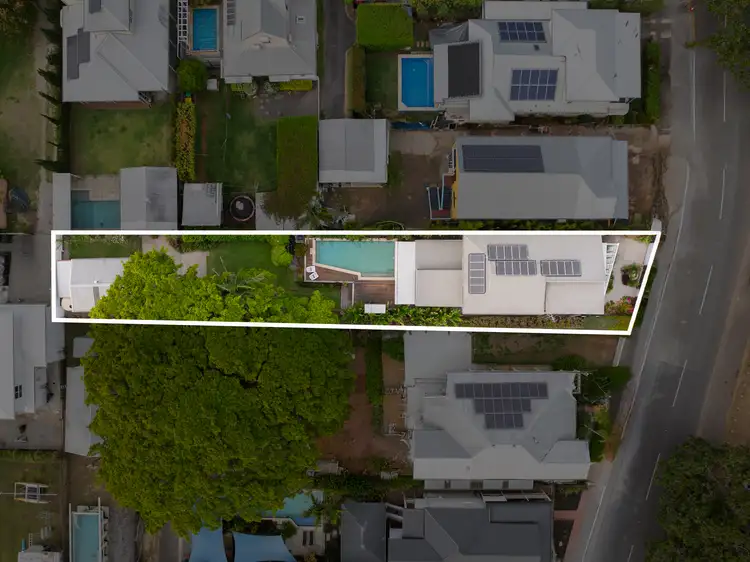 54 Allpass Parade, Shorncliffe QLD 4017