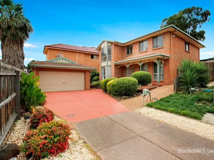 16 Gresswell Park Drive, Watsonia VIC 3087
