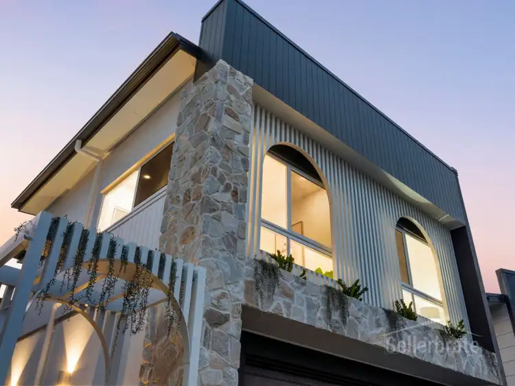 11 River Cherry Court