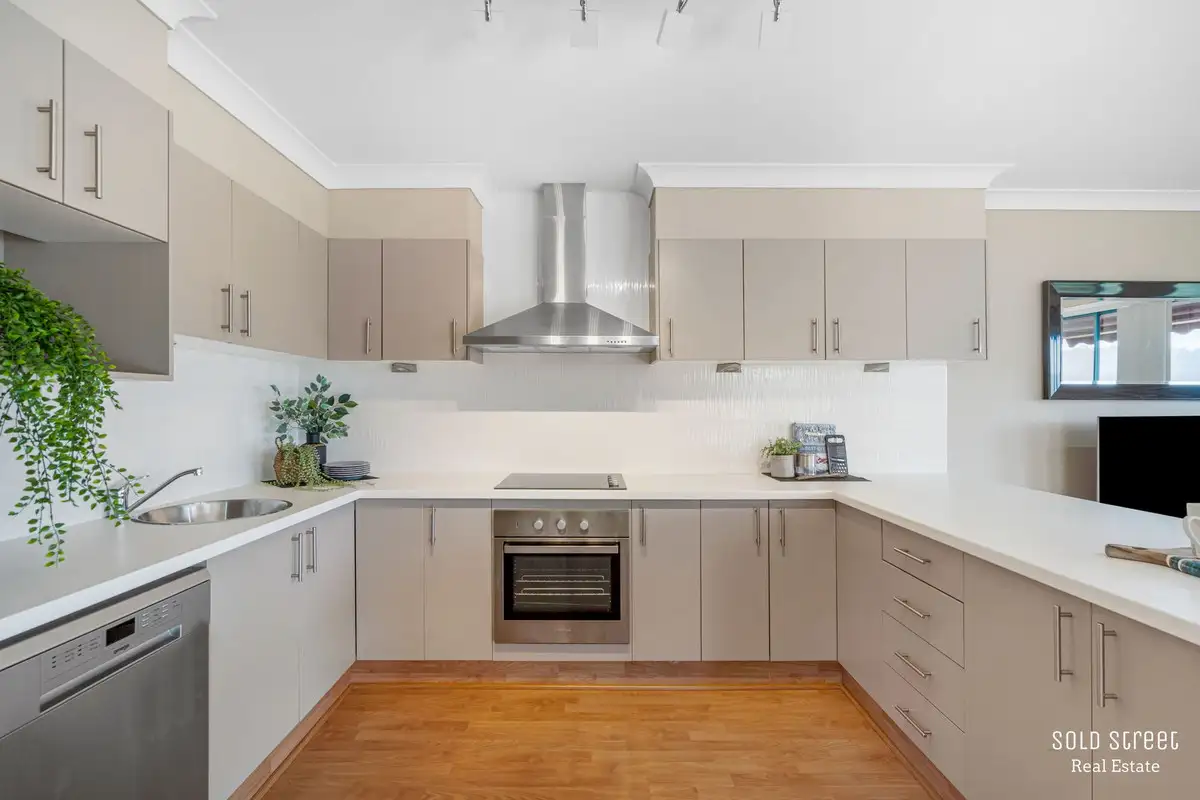 Main view of Homely townhouse listing, 2060/6 Crestridge Crescent, Oxenford QLD 4210