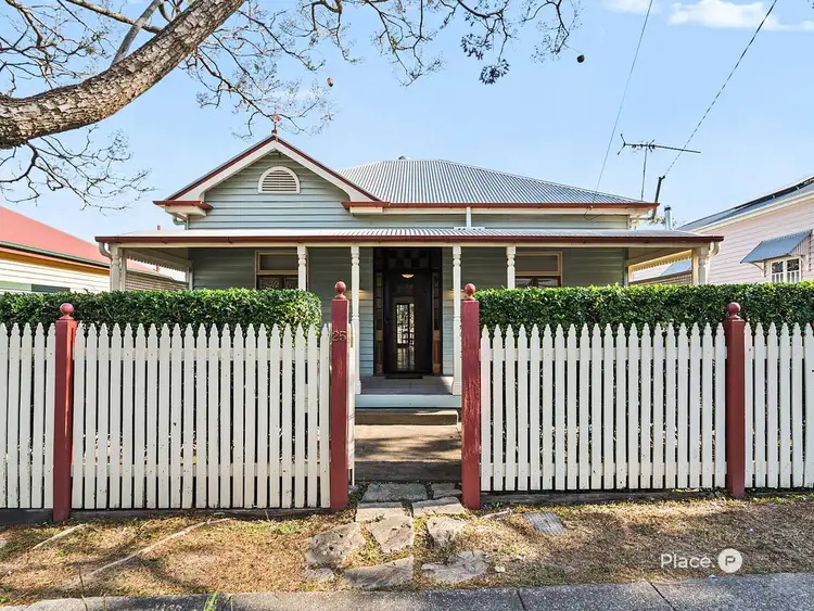 25 Blakeney Street, Highgate Hill QLD 4101